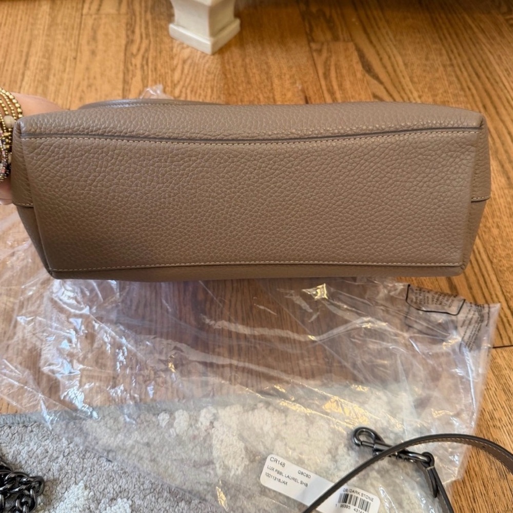 Coach RESERVED Tan Leather Shoulder Bag with Chain Strap - Picture 9 of 12